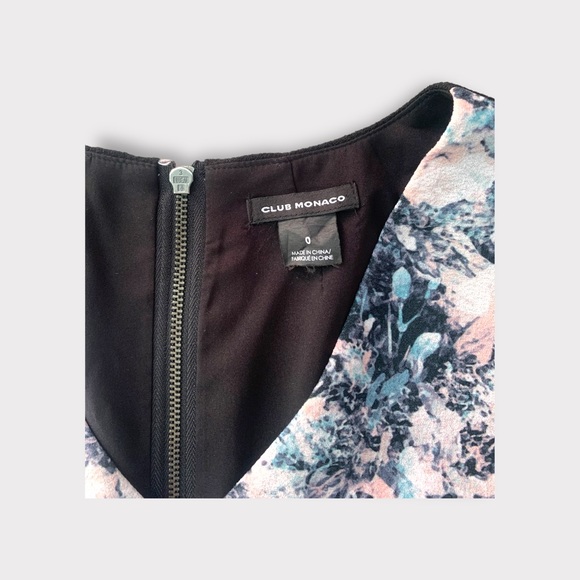 CLUB MONACO V-Neck Sheath Dress - Picture 4 of 4